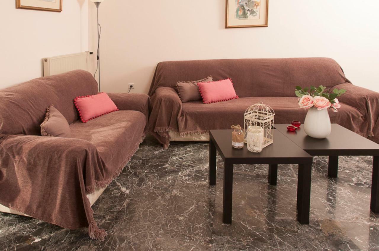 Ferienwohnung Relaxing Appt. Into The Heart Of Historical Center Kalamata Exterior foto